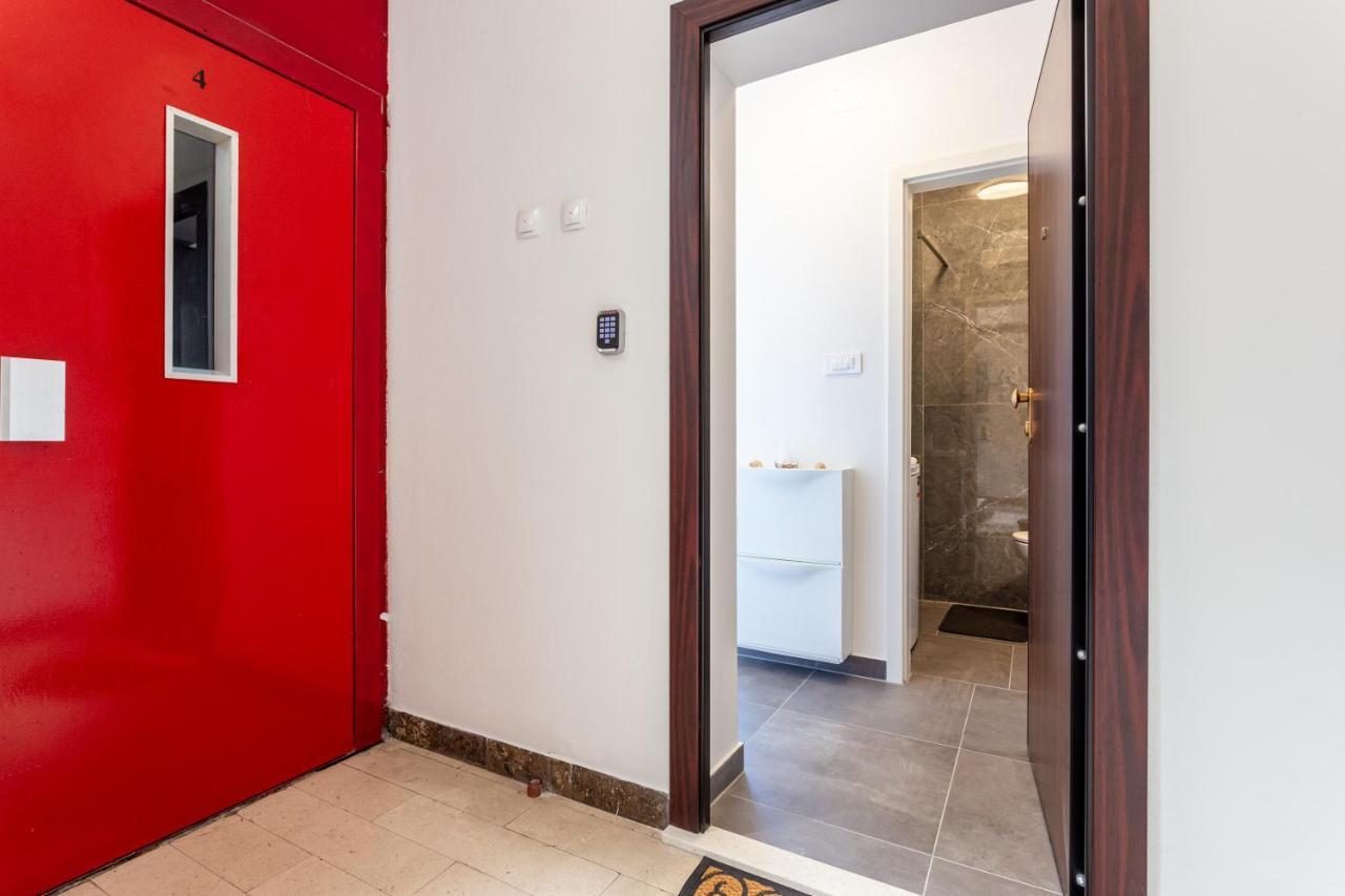 Botan Apartment Split Exterior photo